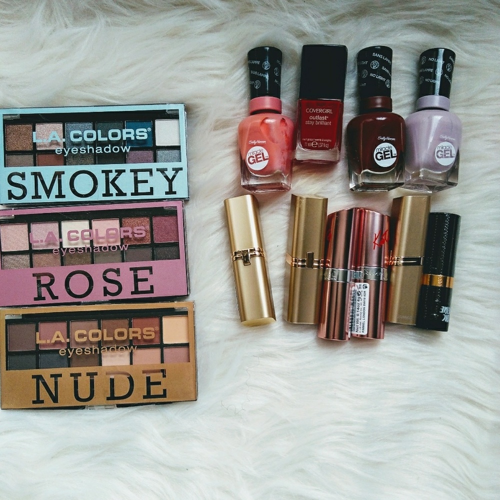 Make up bundle